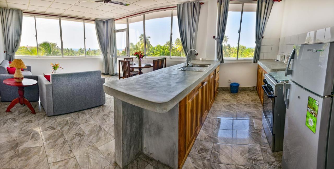 Villa Gamini Хиккадува Экстерьер фото