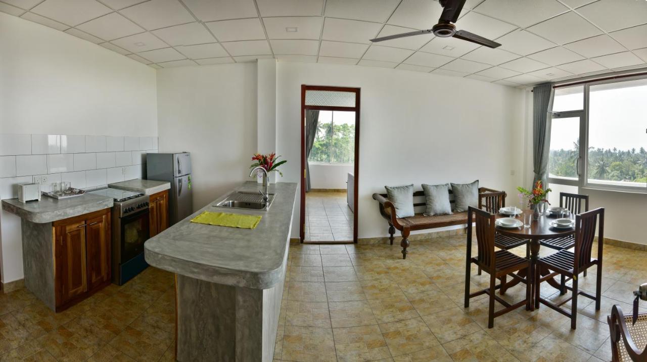 Villa Gamini Хиккадува Экстерьер фото