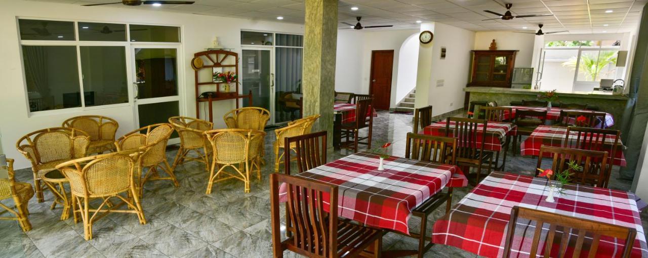 Villa Gamini Хиккадува Экстерьер фото